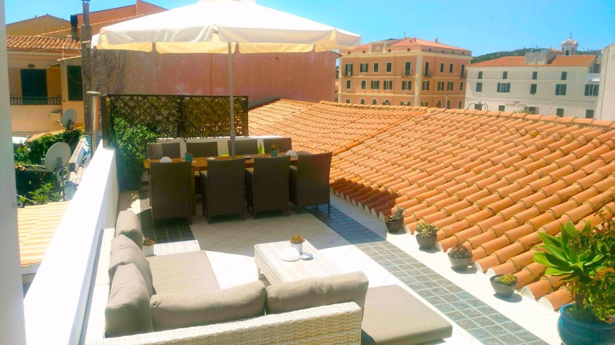 B&B Domus De Janas Santa Teresa Gallura Eksteriør bilde
